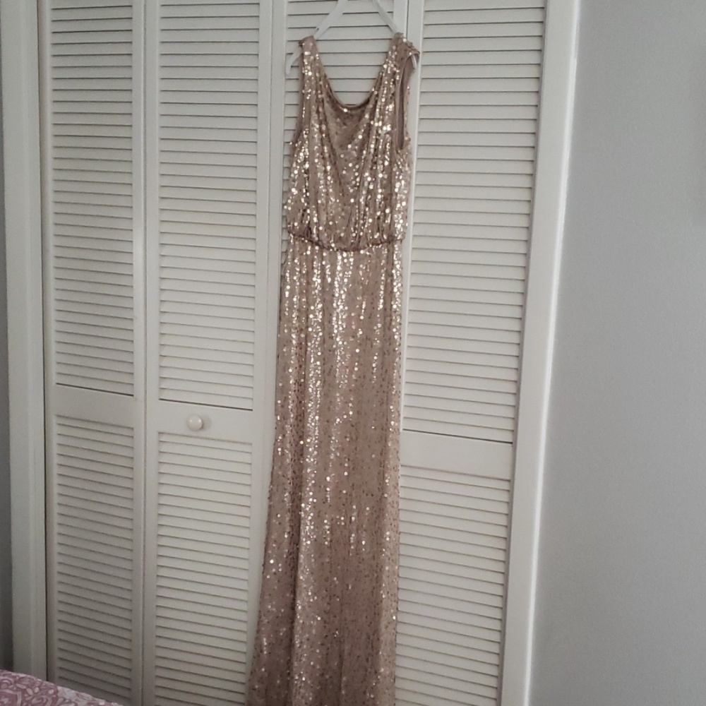 David's bridal long sequin blouson dress (Gold)